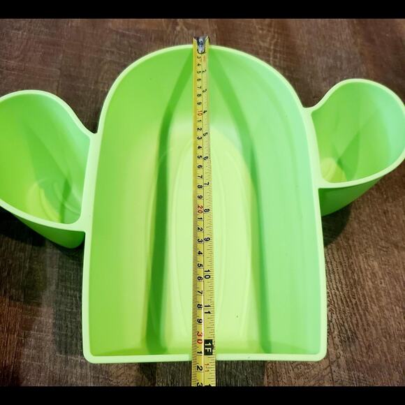 Green cactus shaped serving tray chips dip football parties birthday supplies - Picture 2 of 8
